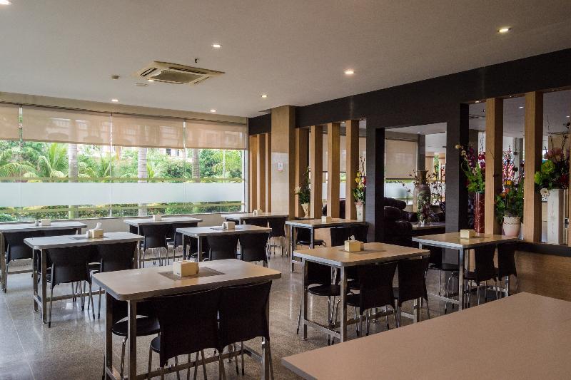 Batam Aviari Hotel מראה חיצוני תמונה
